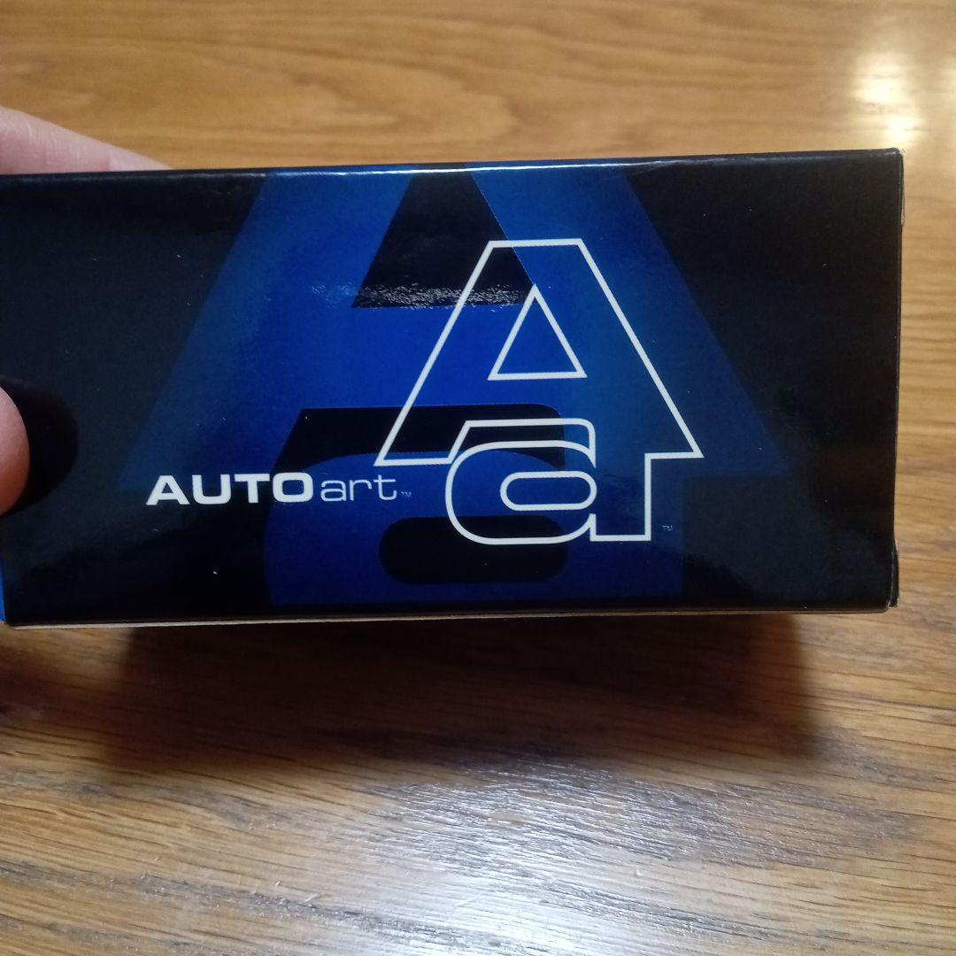 ミニカー AUTOart SUBARU NEW AGE IMPREZA STI 1:64