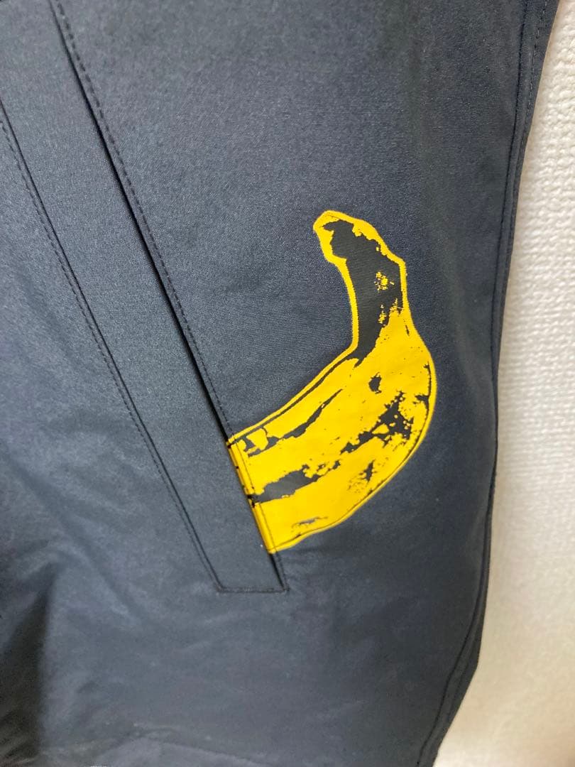 Uniqlo x KAWS x WARHOL Coach Jacket 黒バナナ