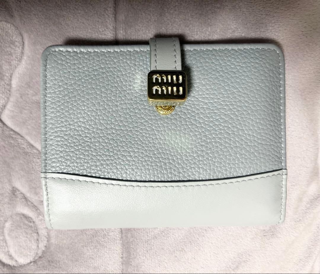 MIU MIU♡二つ折り財布❁定価55000円❀春らしい水色❀