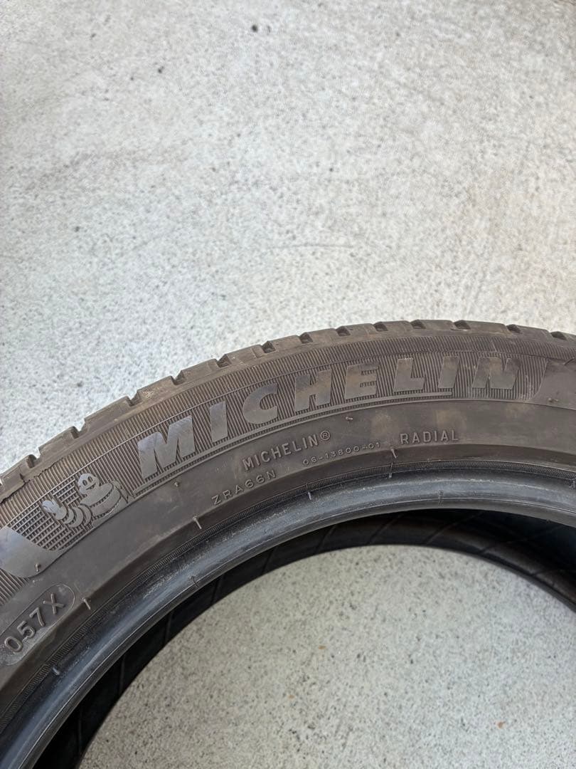 送料込み235/45r17ミシュラン　プライマシー4 2本バリ山