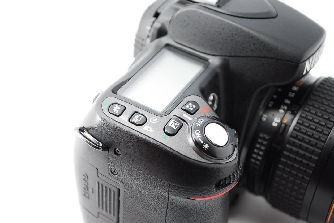 色鮮やかなCCDセンサー✨Nikon D80✨デジタル一眼レフカメラ