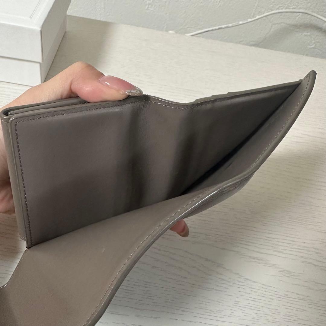 CELINE スモールフラップウォレット トリオンフ ペブル