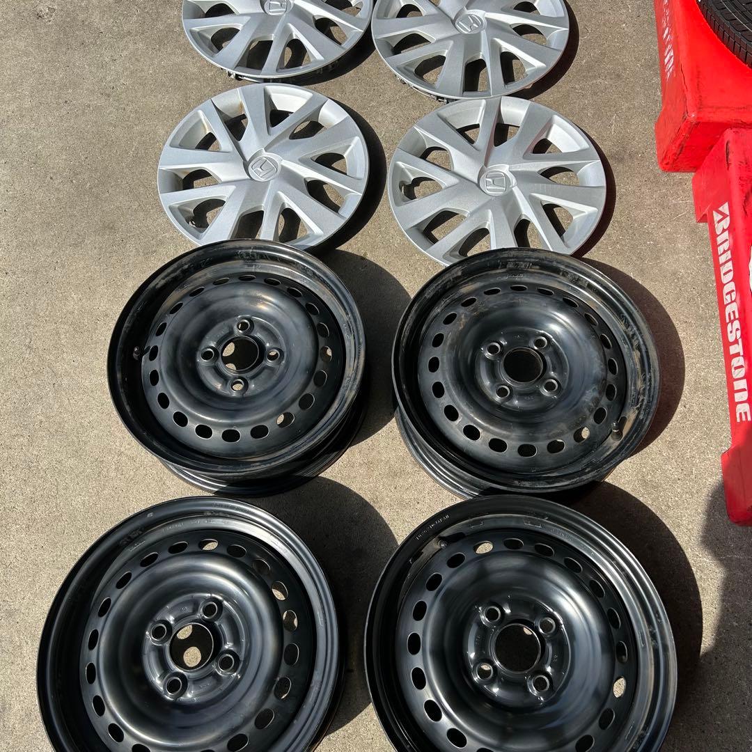 中古ホイール　ホンダN-BOX純正14インチスチール　14X4.5キャップ付