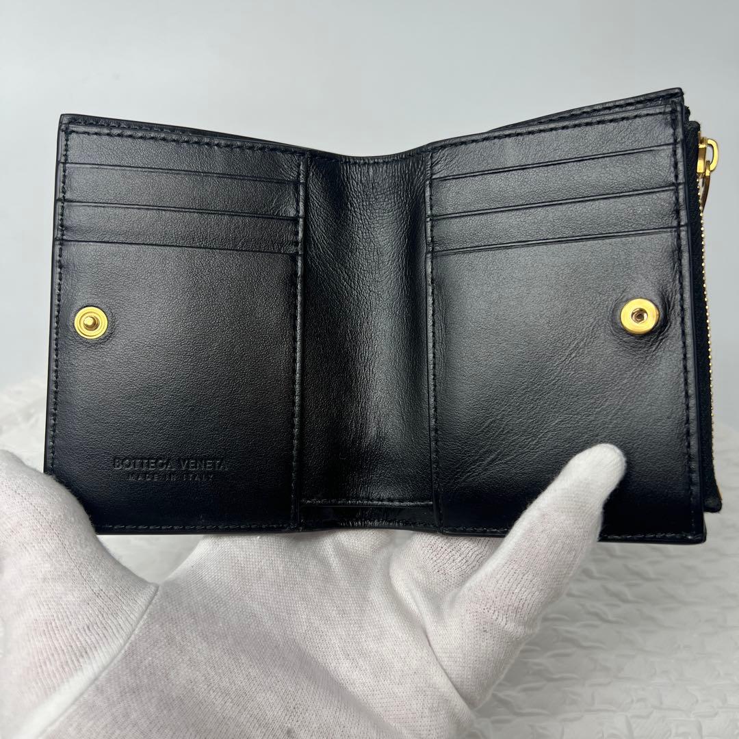 ✨極美品✨ボッテガ・ヴェネタ スモールカセット　バイフォールド　ジップウォレット