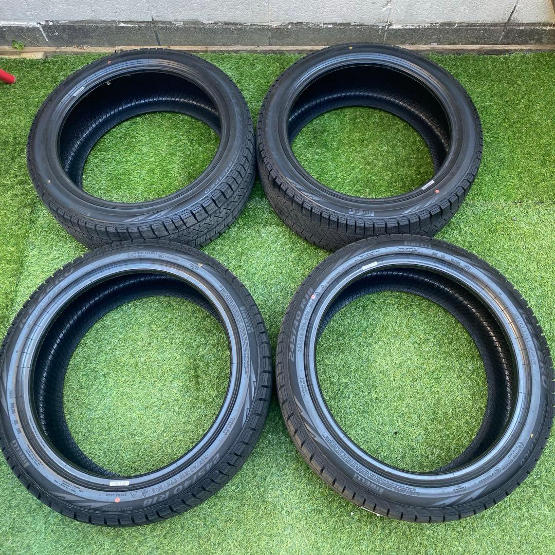走行300㌔弱！ピレリ アイスゼロアシンメトリコ 245/40R18