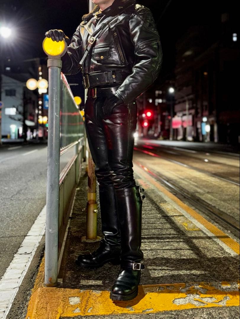 極上牛革 Orange Helmet スリムフィット レザーパンツ 30