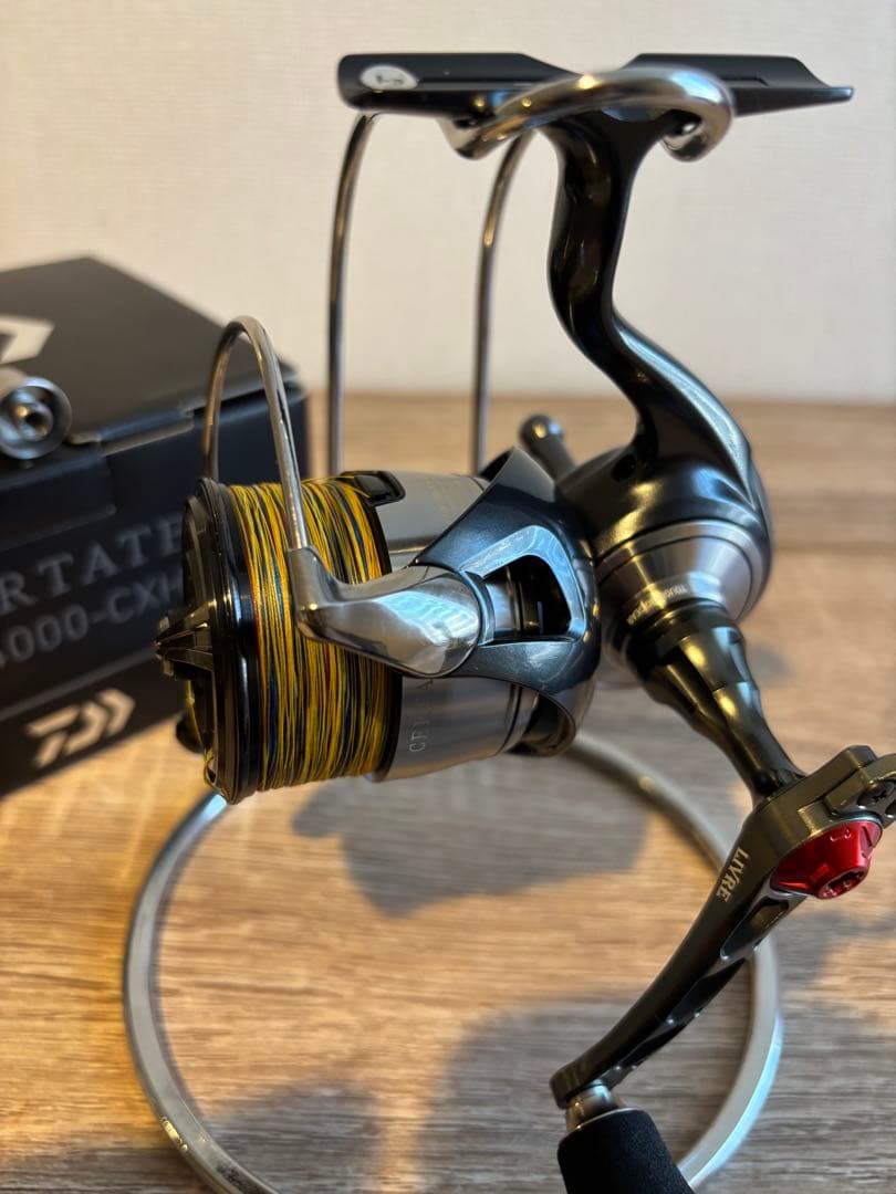 本日のみ特価　ダイワ　超美品24セルテートLT4000-CXH リブレZPI