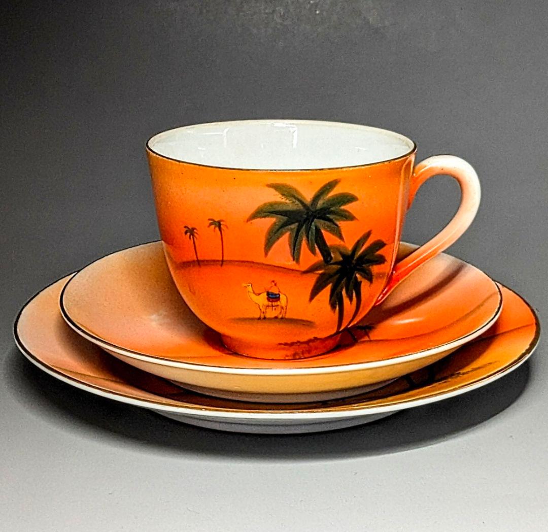 オールドノリタケ美品！金彩砂漠風景画 トリオセット　カップ＆ソーサー　プレー卜