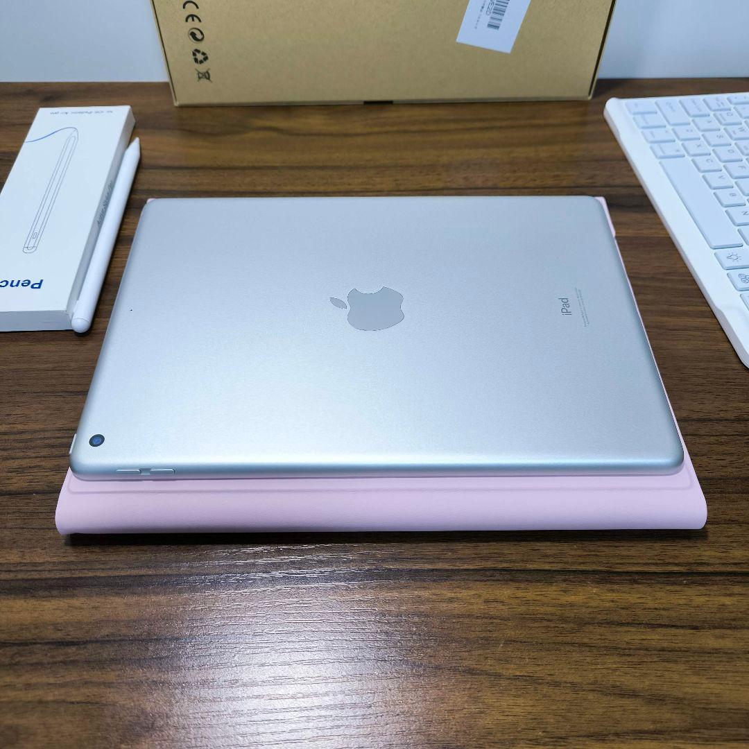 iPad 第9世代 64GB、タッチペン、キーボードとケースセット