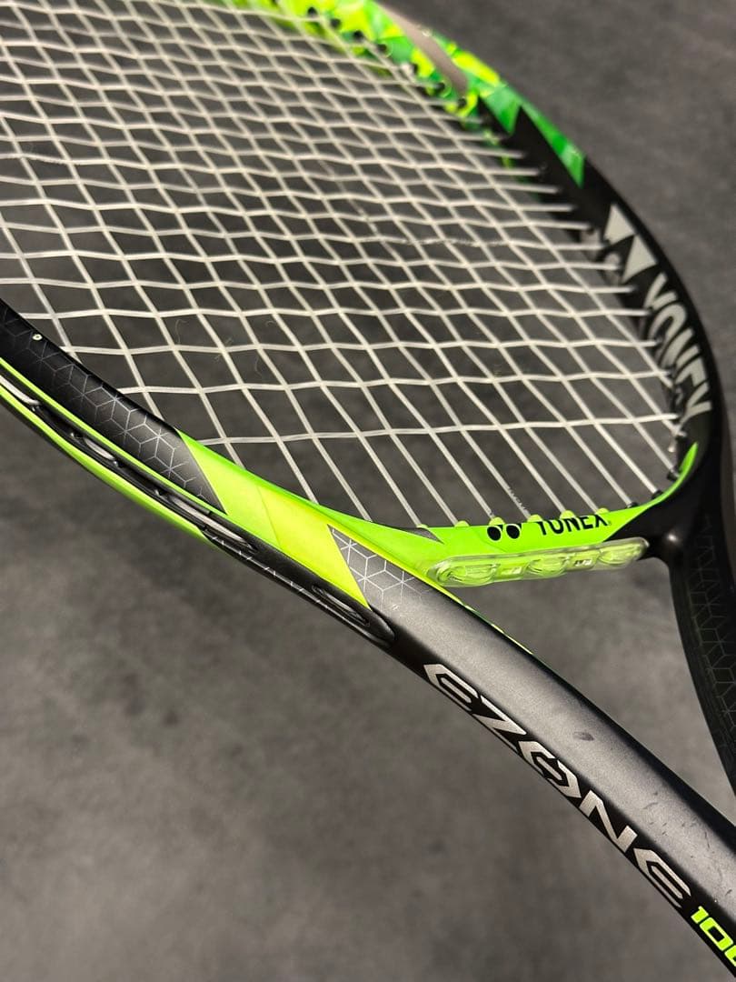 【美品】YONEX EZONE100