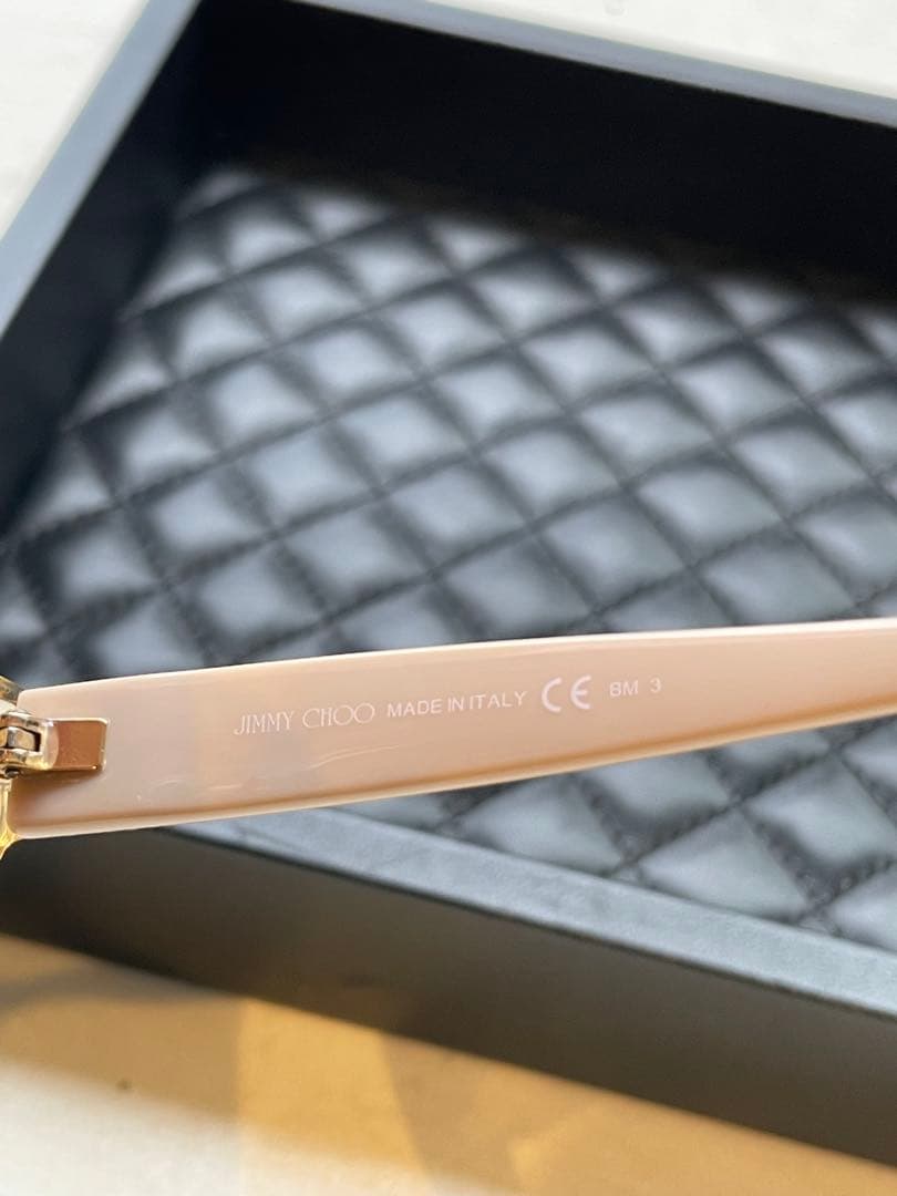 【新品未使用】JIMMY CHOO ジミーチュウ　　ピンクベージュ　サングラス