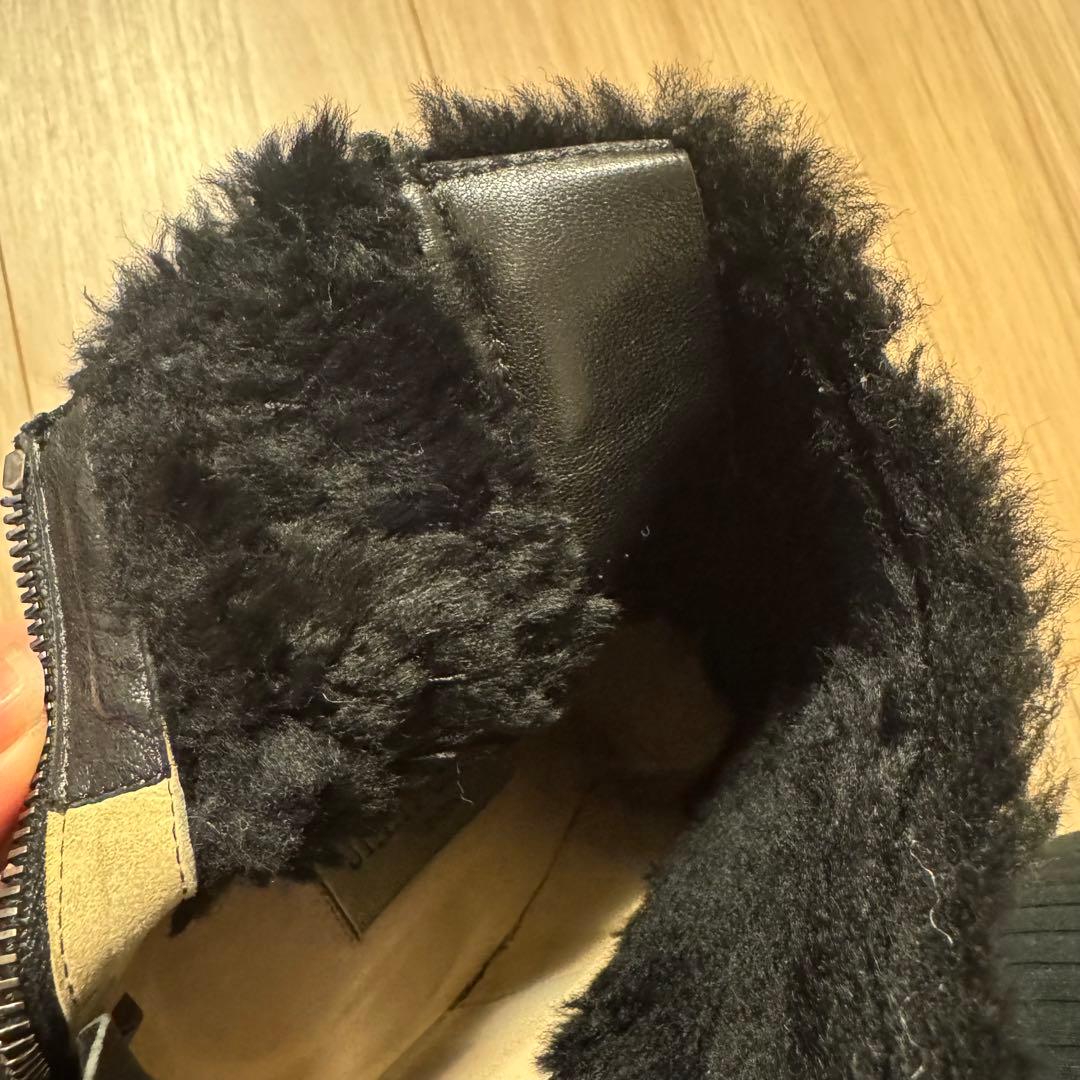 JIMMY CHOO ブラックムートンブーツ　38.5