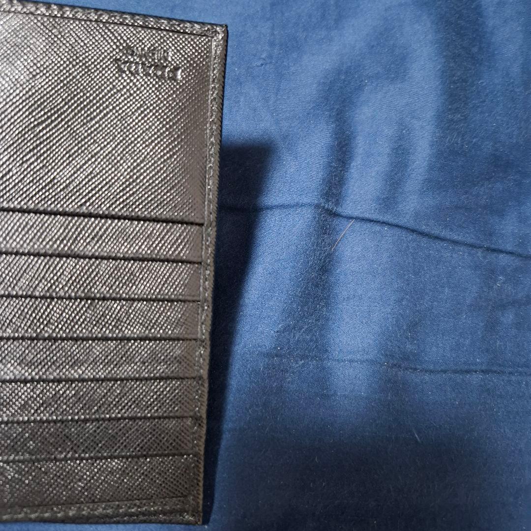 PRADA ブラック 三つ折り財布 箱付き