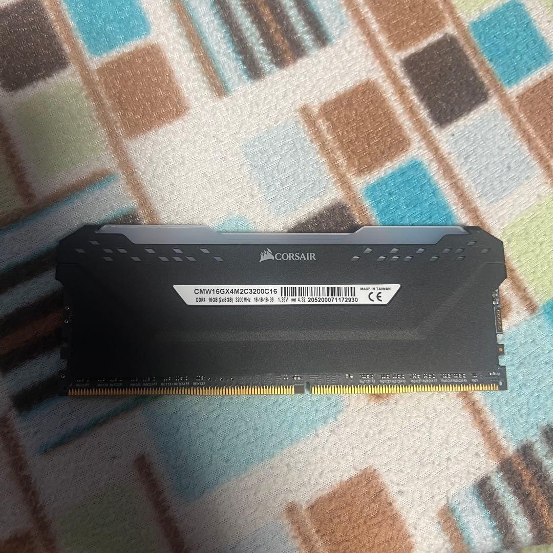 デスクトップPC用メモリ 64GB[16GB×4枚] DDR4-3200MHz