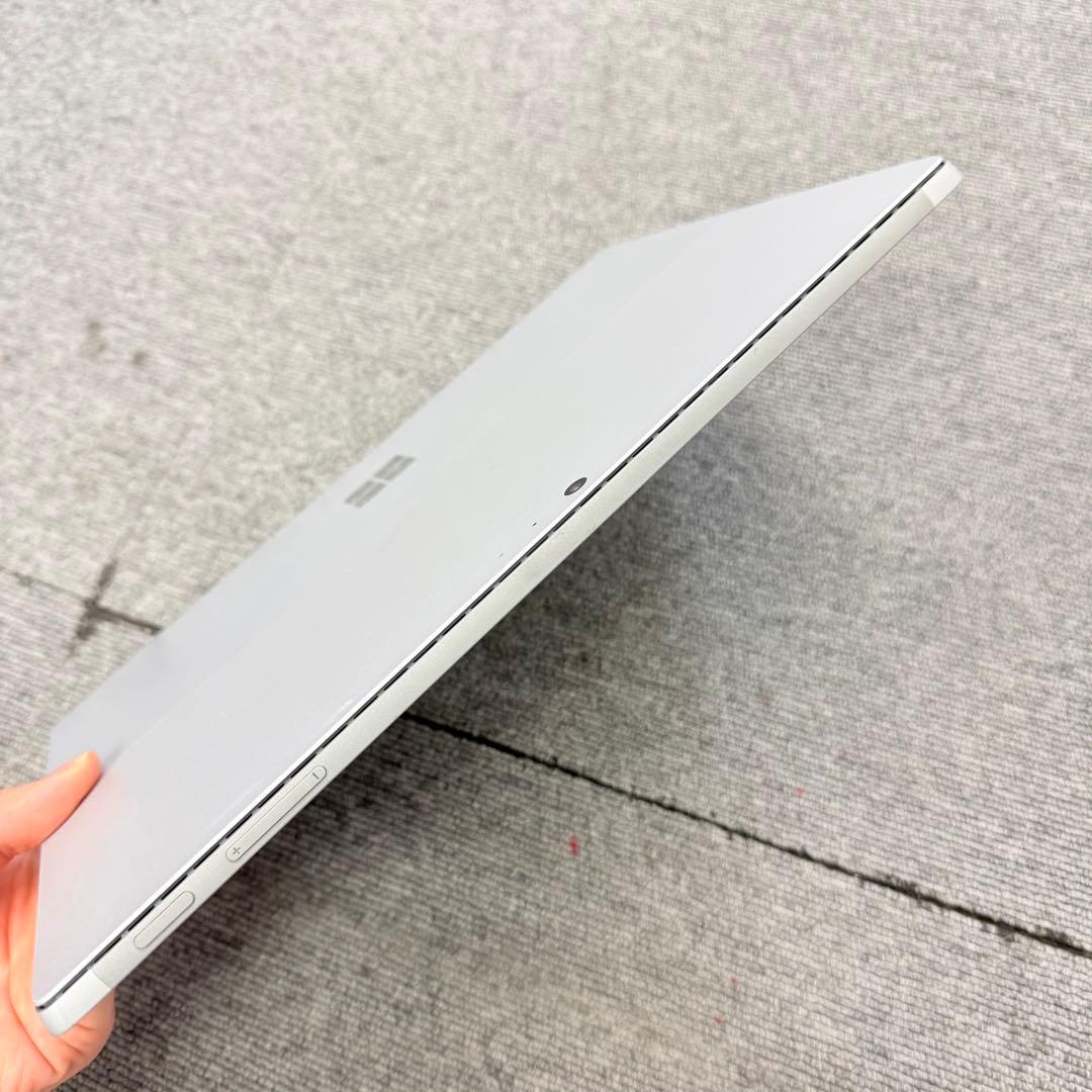 Windowsタブレット本体 Surface Pro 5 / 4GB / 128GB / Windows 11