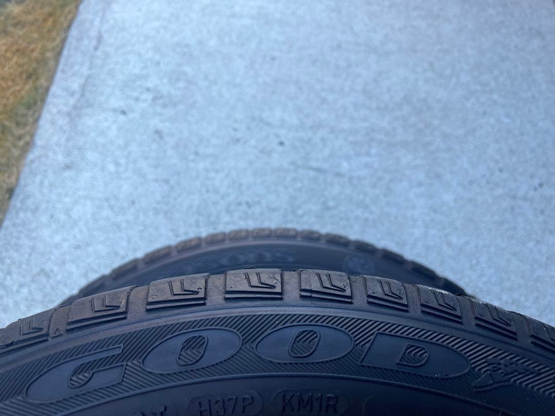205/50R17タイヤ4本GOODYEAR VECTOR 4SEASONS ①
