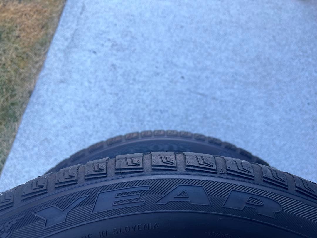 205/50R17タイヤ4本GOODYEAR VECTOR 4SEASONS ①