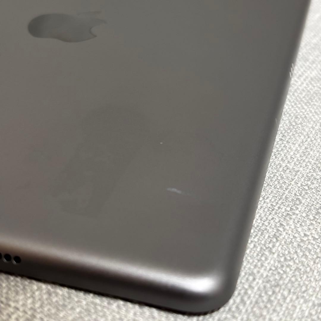 iPad 第7世代 128GB Wi-Fiモデル スペースグレイ