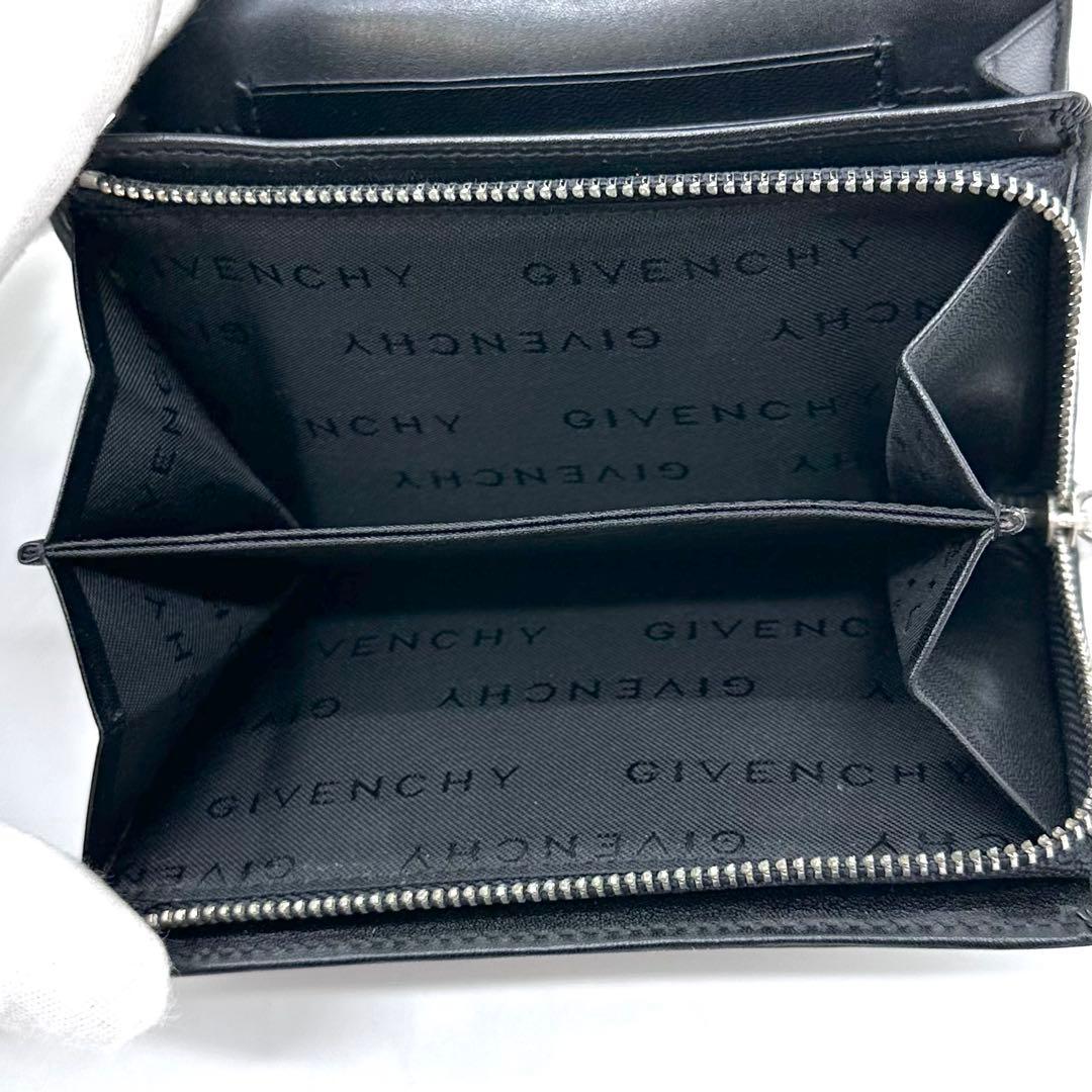 極美品✨GIVENCHY ジバンシィ 4Gエンボス ２つ折り財布 本革 ブラック