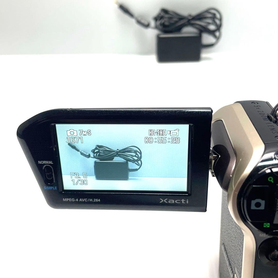 ビデオカメラ SANYOdigital movie cameraXacti DMX-HD700