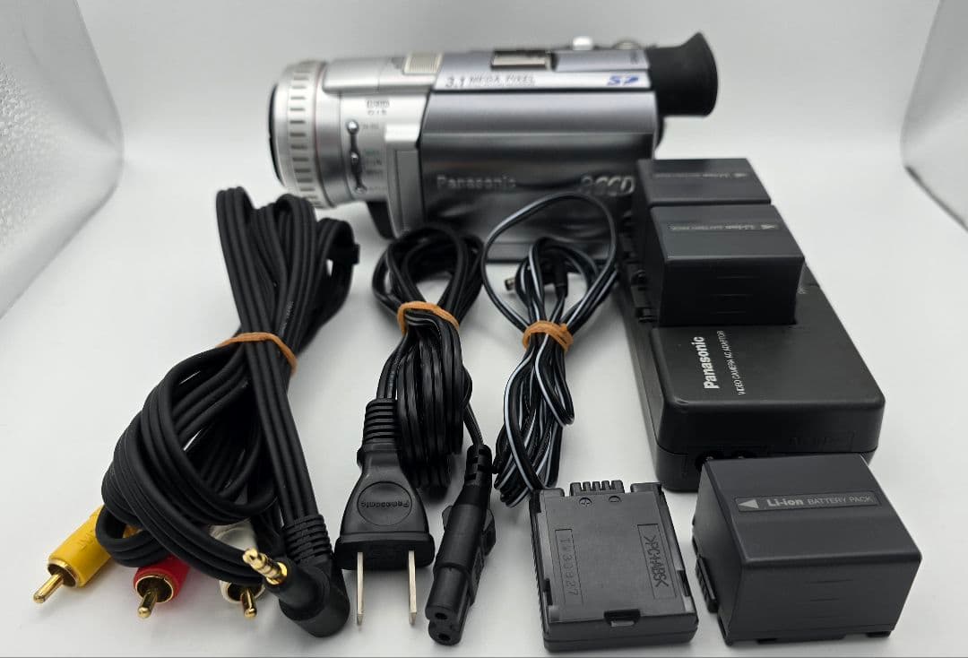Panasonic NV-GS100 ビデオカメラ 本体 中古品①
