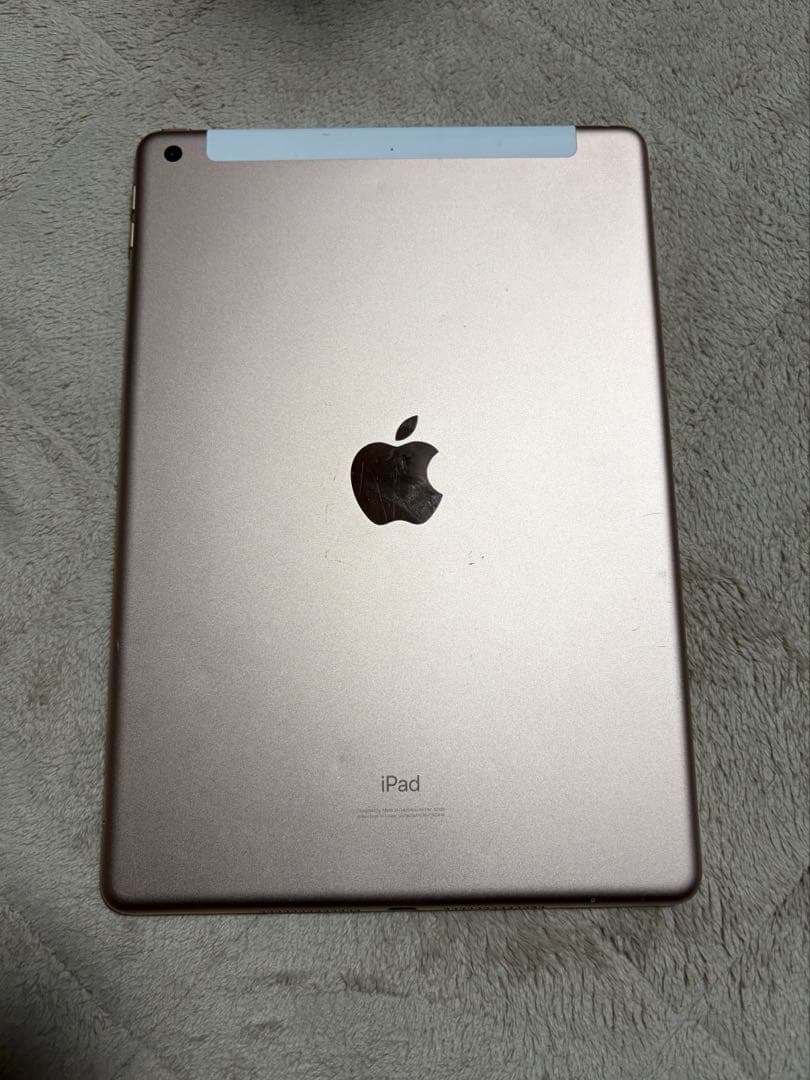 iPad第7世代 32G ゴールド Wi-Fi + Cellularモデル
