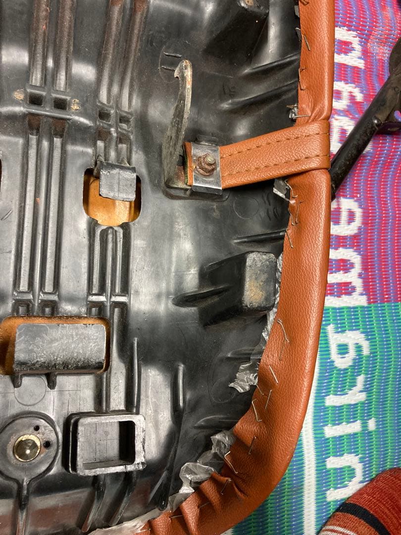 HONDA ジェイド250 シート