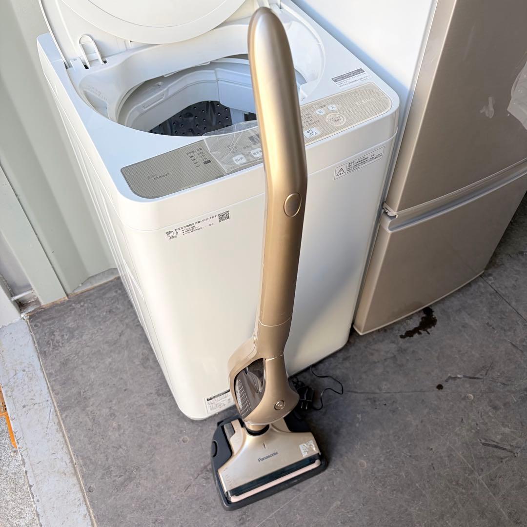 運搬取付無料！ゴールド系純正SHARP冷蔵庫・洗濯機＋充電式掃除機3点セット！