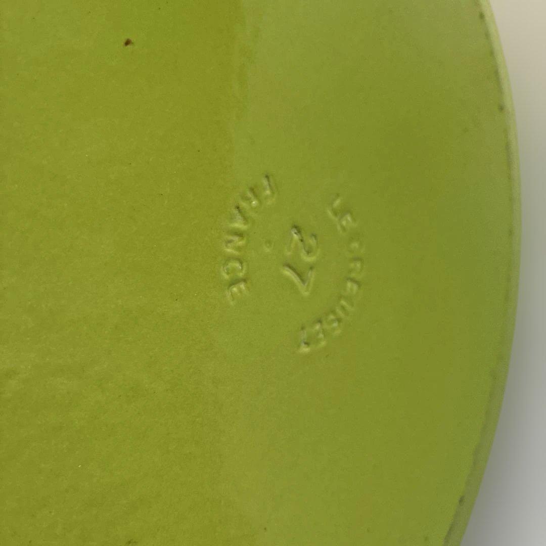 LE CREUSET 緑色の鋳鉄製両手鍋 蓋付き27CM