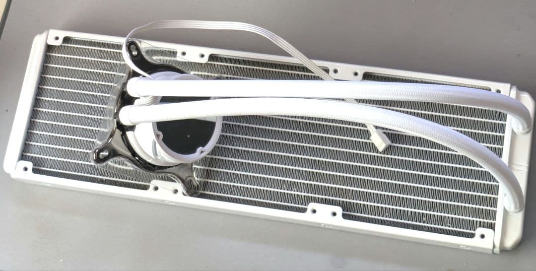 ASUS ROG STRIX LC 360 White 簡易水冷 360mm