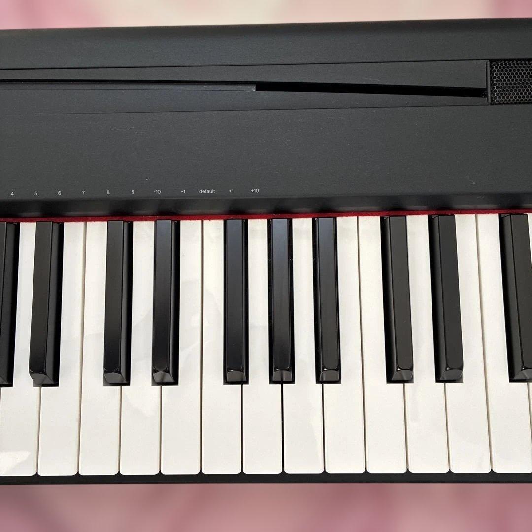 YAMAHA 電子ピアノ P-95B、2011年製、譜面台、アダプタ、簡易ペダル