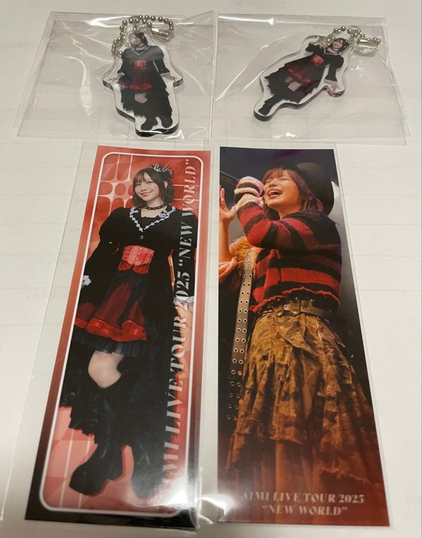 愛美 NEW WORLD ラッフルくじ セット