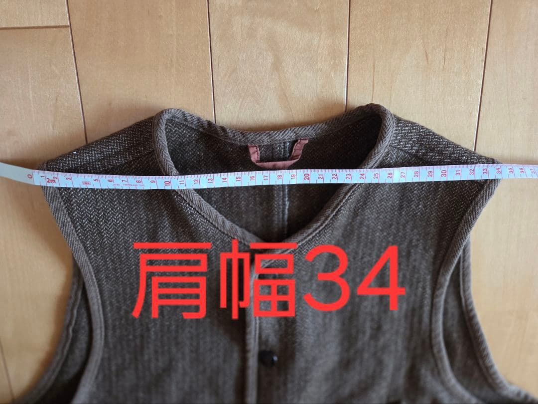 キャピタル　オリーブ色？ブラウン？