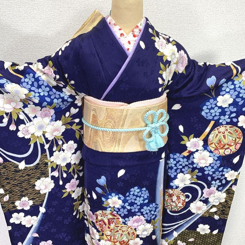 603z21〇高身長な方にも 振袖 紺色 ネイビー 金駒刺繍〇成人式 結婚式