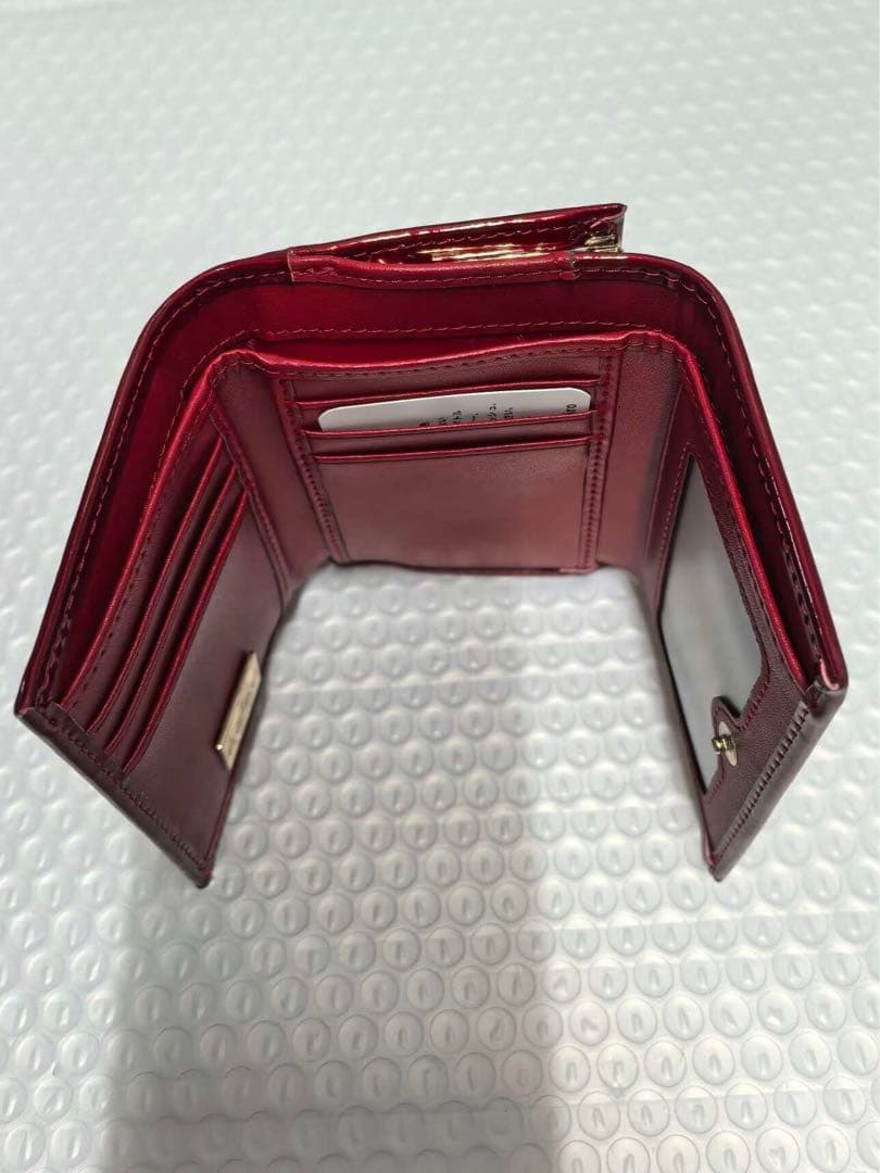 Vivenne Westwood エナメル三つ折り財布 レッド 335698