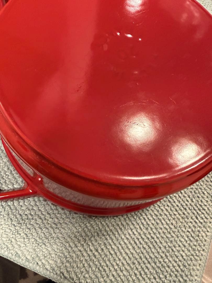 staub ストウブ ピコ・ココット ラウンド 20cm レッド