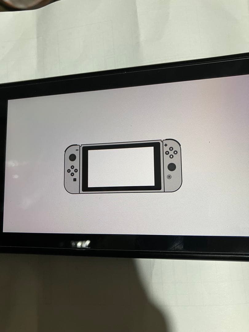 中古 Nintendo Switch 本体と箱のみ