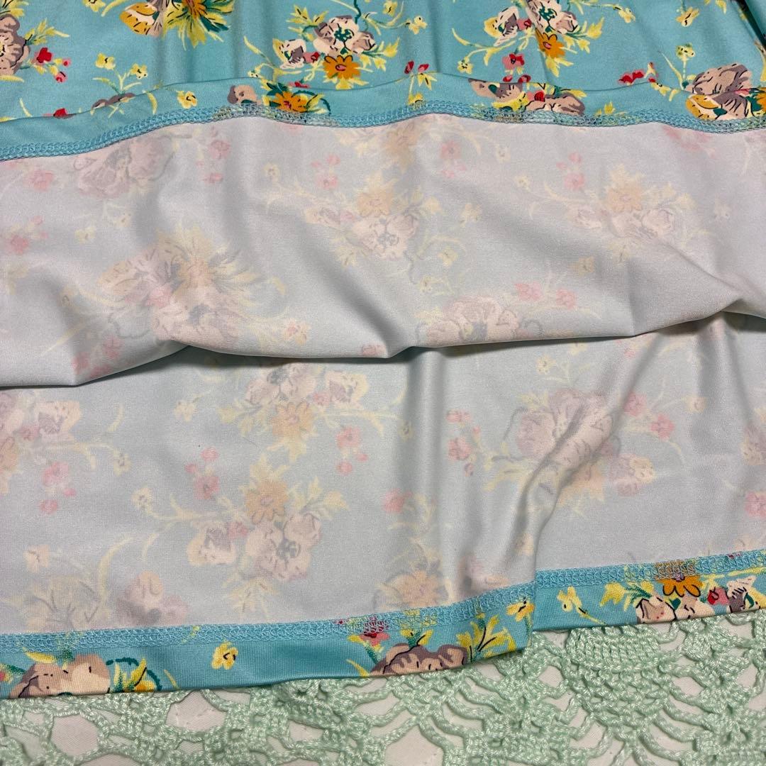 スーパービューティー☆44☆新品タグ付きレース使いの花柄ワンピース