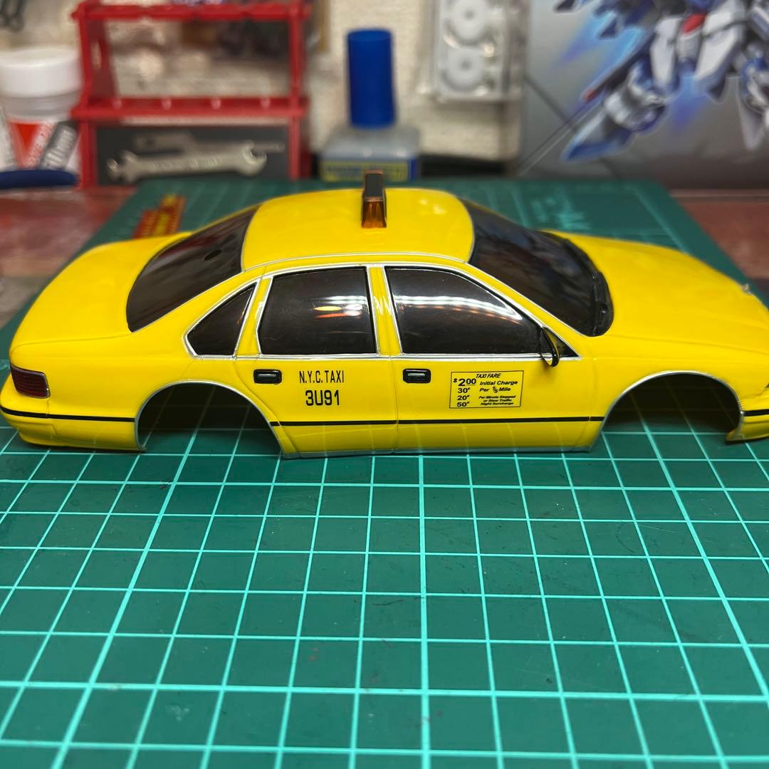 京商　ミニッツ　ボディ　シボレー　カプリスタクシー