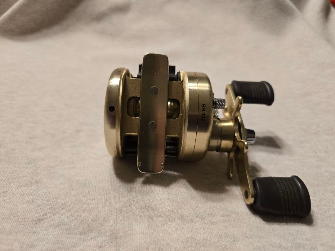【クーポン期間】シマノ カルカッタ　SHIMANO CALCUTTA 50XT