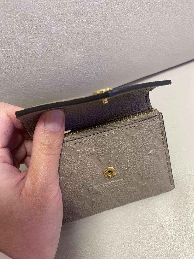 kirari様、専用LOUIS VUITTON ポルトフォイユ・ゾエ　現行モデル
